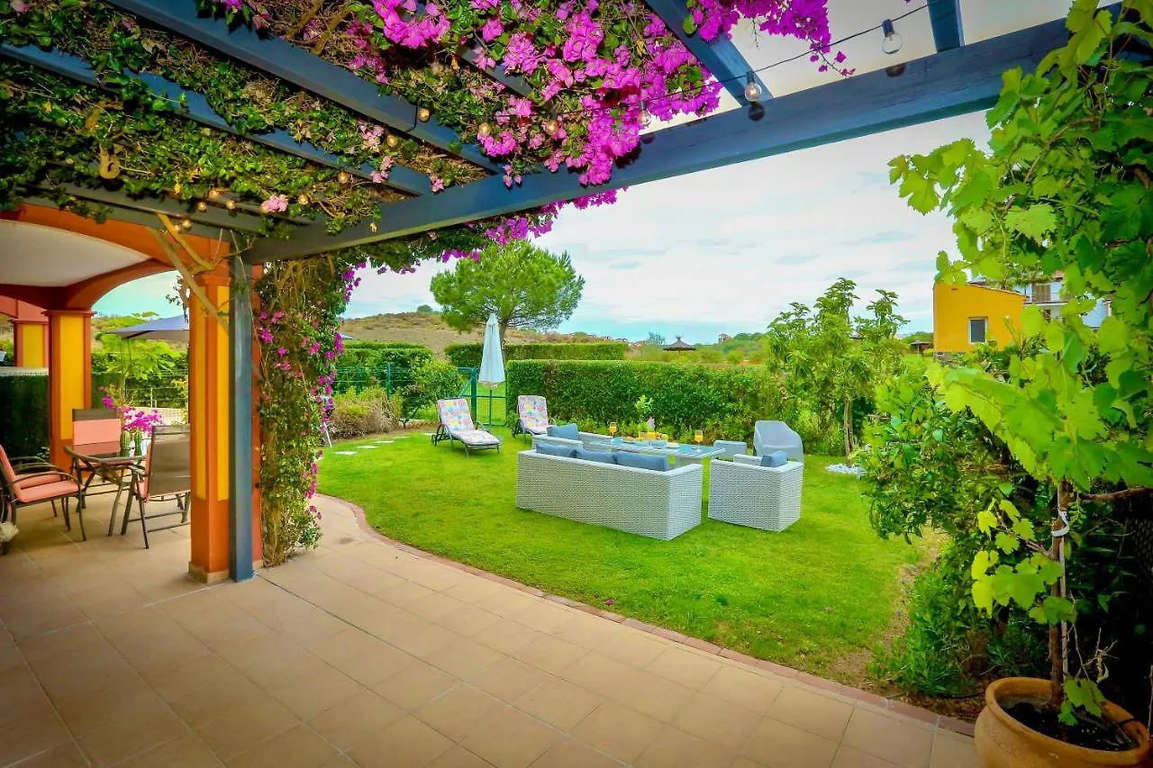 Pura Villa- Buganvillas Ayamonte 0*,  Spain